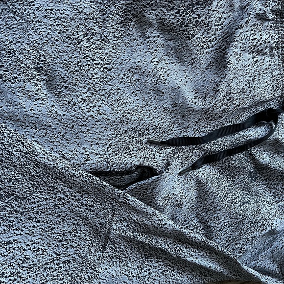 Lululemon pants - Picture 2 of 3